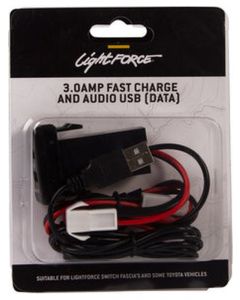Lightforce USB Charger Outlet & Pass Thru 12/24V 3A Late For Toyota