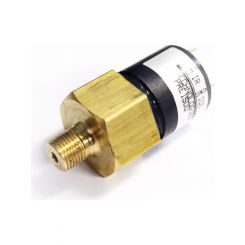 Ridetech Pressure Switch 135 psi On 150 psi Off 1/8 in NPT Male Port