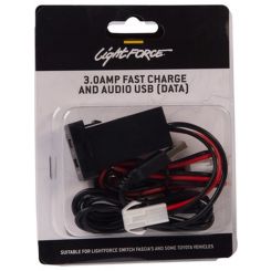 Lightforce Dual Usb Charger/Data Pass thru 12V 3.0 Amp Late
