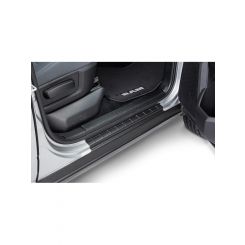 Bushwacker Trail Armor Rocker Panel Cover