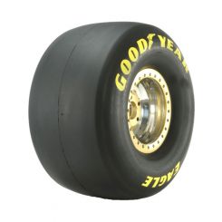 Goodyear Eagle Dragway Slick Tyre 33.0 x 16.0 x 15 D-2H Compound